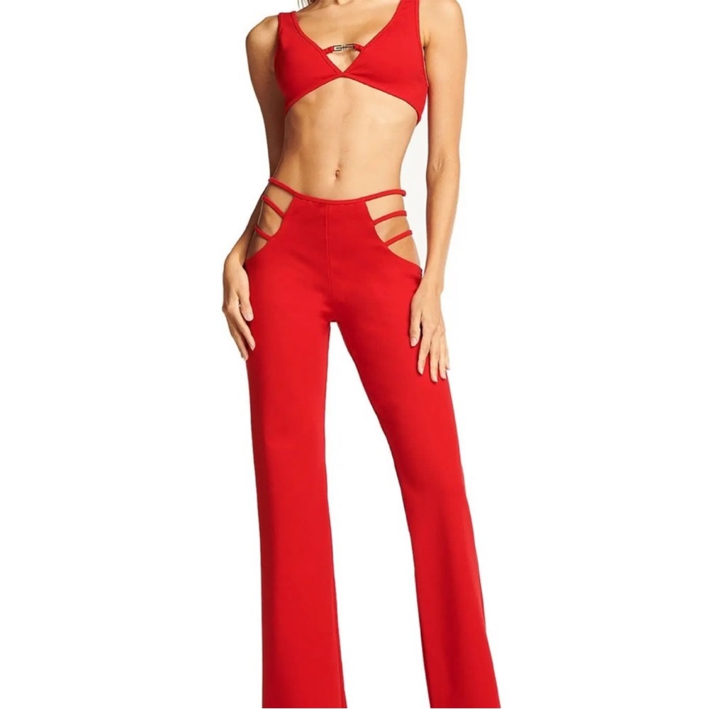 I AM GIA TOP and BOTTOMS